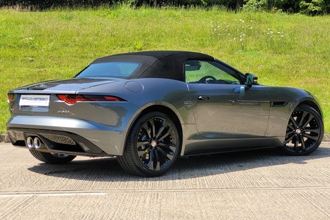 Jaguar F-Type V6 R-DYNAMIC 4