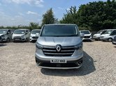 Renault Trafic Crew Cab (SOLD) SWB L1H1 Sport SL28 Air Con Alloys Sensors Tow Bar EURO 6 N 3