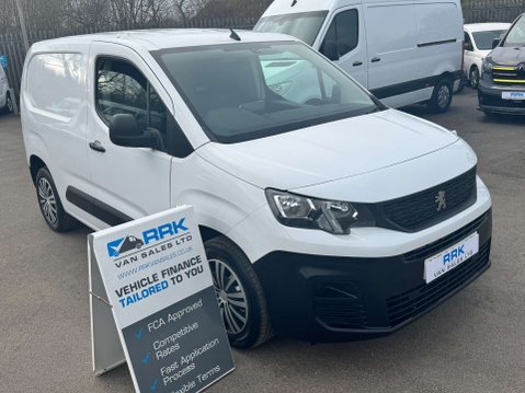 Peugeot Partner 1.5 Partner Professional Premium+ BHDi 16