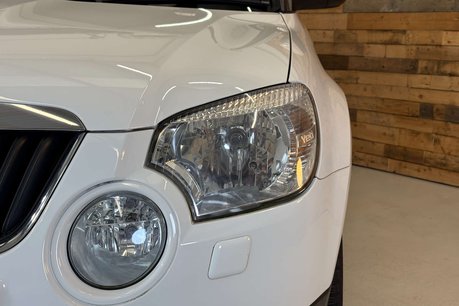 Skoda Yeti 2.0 TDI SE Plus SUV 5dr Diesel Manual 4WD Euro 5 (140 ps) 47