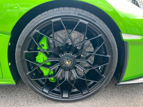 Lamborghini Huracan 5.2 V10 LP 640-2 STO LDF Euro 6 (s/s) 2dr 29