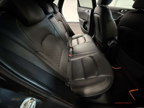 Kia Ceed 1.4 Ceed First Edition ISG Semi-Auto 5dr 44
