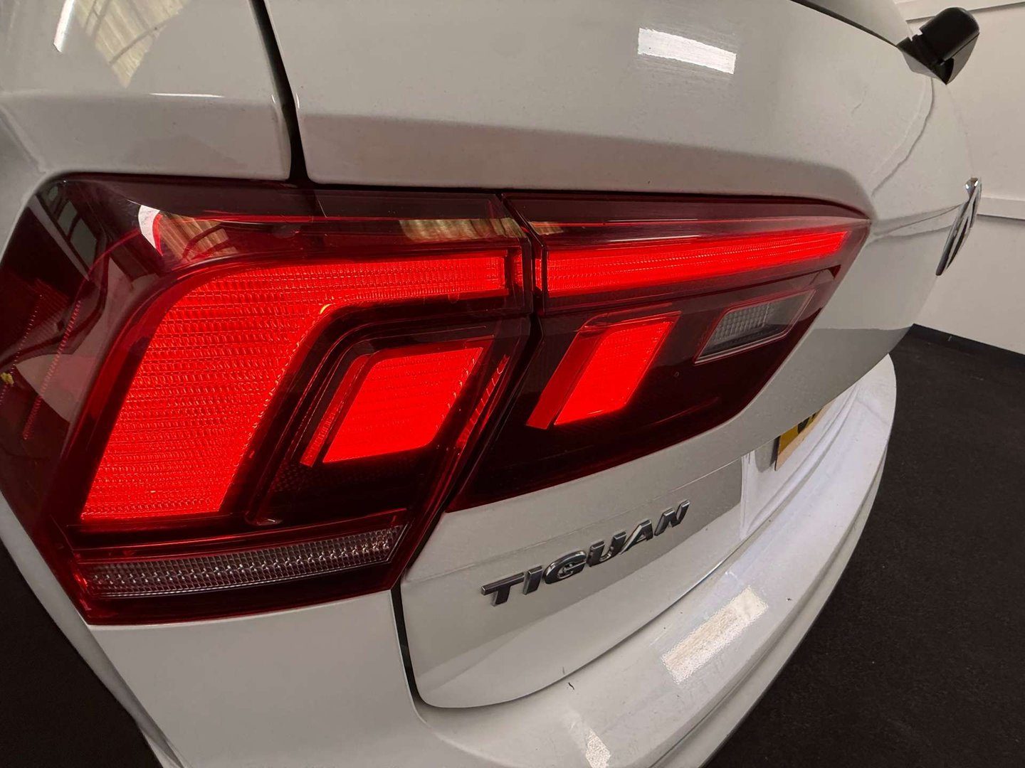 2019 Volkswagen Tiguan — image 40