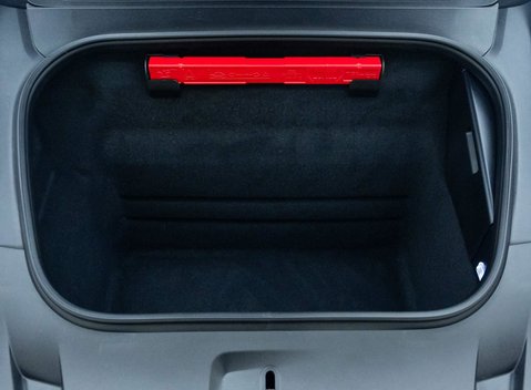 Porsche 911 Carrera (992) 33