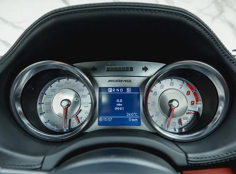 Mercedes-Benz SLS AMG 16