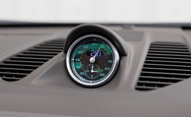 Porsche 911 (991) 50th Anniversary Edition 18