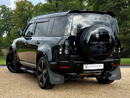 Land Rover Defender V8 7