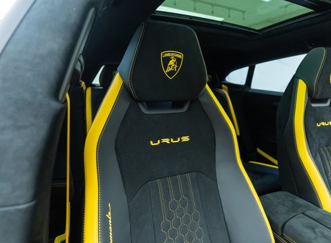 Lamborghini Urus Performante 10