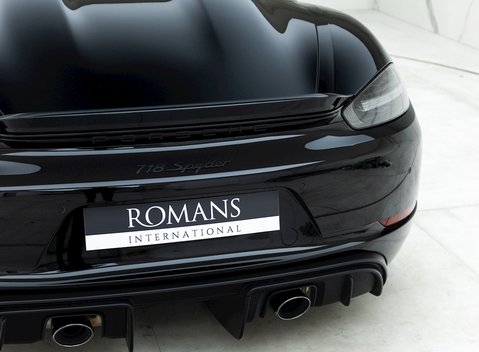Porsche 718 Boxster Spyder 24