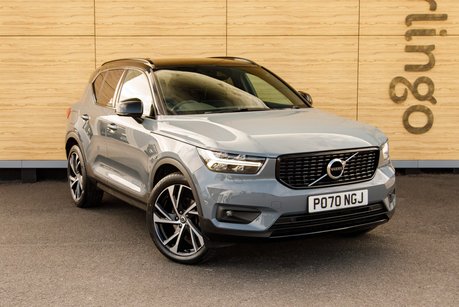 Volvo XC40 B4 R-DESIGN PRO AWD MHEV
