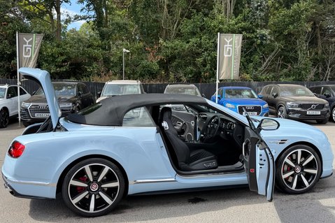 Bentley Continental GT V8 S CONVERTIBLE MULLINER DRIVING SPEC - GLACIER BLUE - LOW MILEAGE 18
