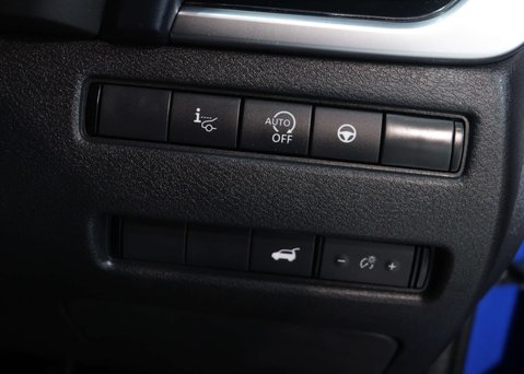 Nissan Qashqai 1.3 Qashqai Tekna+ DiG-T MHEV CVT 5dr 33