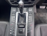 Porsche Macan PDK 20