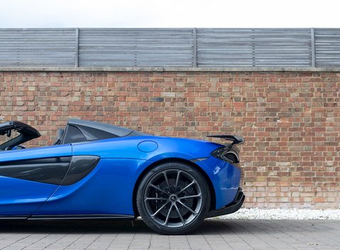 McLaren 570S Spider 26