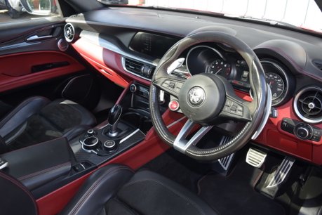 Alfa Romeo Stelvio V6 BITURBO QUADRIFOGLIO 9