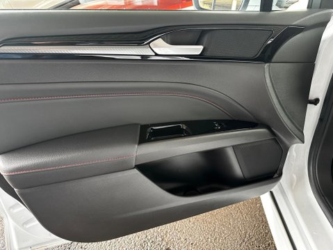 Ford Mondeo 2.0 EcoBlue ST-Line Edition Auto Euro 6 (s/s) 5dr 26