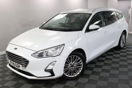 Ford Focus TITANIUM X 20