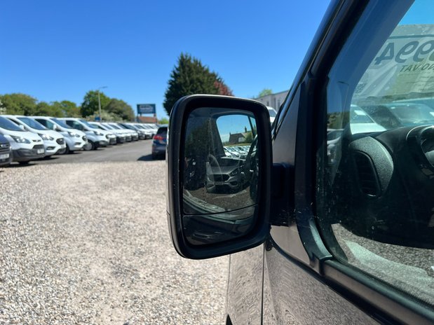 Vauxhall Vivaro L1H1 2700 (SOLD) Limited Edition Nav Cdti P/V Biturbo S/S 19