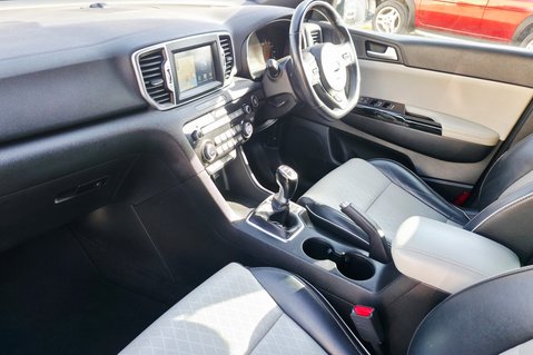 Kia Sportage CRDI GT-LINE ISG SAT NAV. 1 FORMER KEEPER,LAST OWNER 5 YEARS. 5