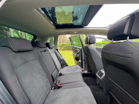Volkswagen Tiguan 2.0 TDI Elegance DSG 4Motion Euro 6 (s/s) 5dr 24