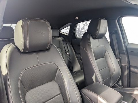 Jaguar E-Pace R-DYNAMIC HSE 13