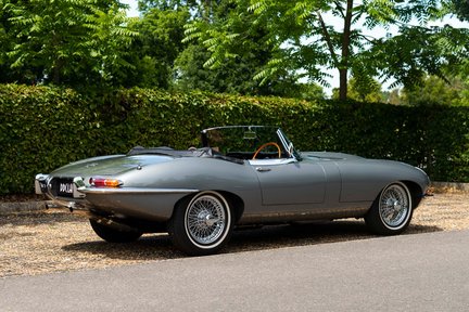 Jaguar E-Type 4.2 Roadster Series 1½ 3
