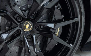 Lamborghini Aventador S LP 740-4 30