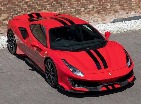 Ferrari 488 Pista 8