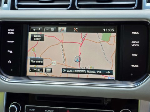 Land Rover Range Rover 3.0 Range Rover Vogue TDV6 Auto 4WD 5dr 65