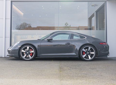 Porsche 911 50th Anniversary Edition 3