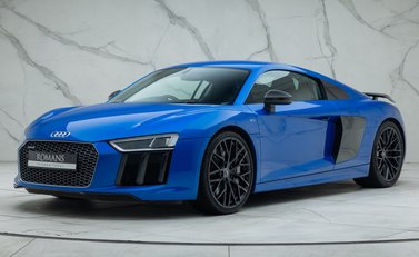 Audi R8 V10 PLUS 1