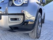 Land Rover Defender 90 D300 Hard Top X-Dynamic HSE 24