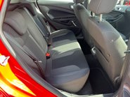 Ford Fiesta ZETEC 23