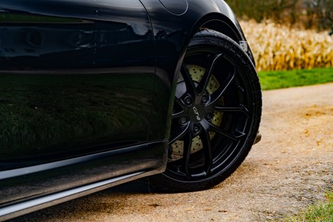 Porsche 718 CAYMAN GT4 PDK 6