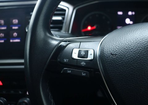 Volkswagen T-Roc 1.5 TSI GPF EVO SE SUV 5dr Petrol DSG Euro 6 (s/s) (150 ps) 35