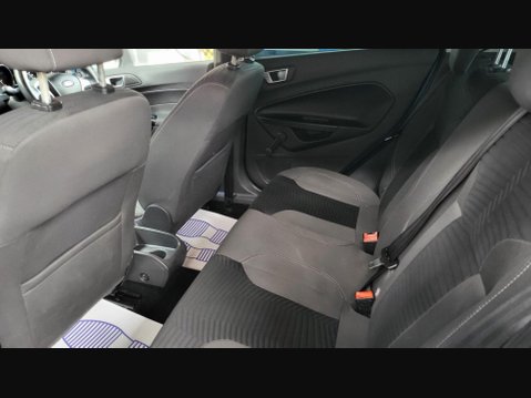 Ford Fiesta ZETEC 18