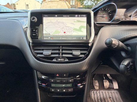 Peugeot 2008 ALLURE PREMIUM 12