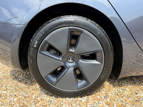 Tesla Model 3 Standard Range Plus Auto RWD 4dr 12