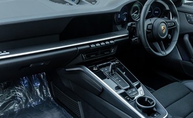 Porsche 911 Turbo S (992) 17