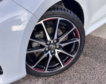 Toyota Yaris 1.5 Yaris GR Sport HEV CVT 5dr 3