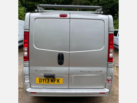 Vauxhall Vivaro 2.0 2900 CDTi Sportive Panel Van 4dr Diesel Manual FWD L3 (195 g/km, 113 bh 9