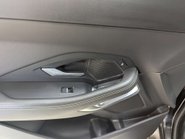Jaguar E-Pace 2.0 E-PACE R-Dynamic S AWD AUTO 4WD 5dr 39