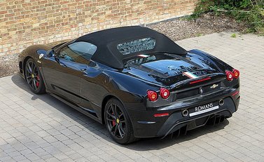 Ferrari 430 Scuderia Spider 16M 12