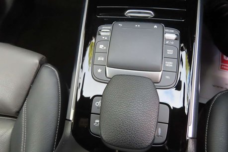 Mercedes-Benz GLB 2.0 GLB35 AMG (Premium) 8G-DCT 4MATIC Euro 6 (s/s) 5dr 15