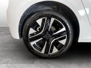 Peugeot 208 1.2 PureTech Allure Hatchback 5dr Petrol Manual Euro 6 (s/s) (100 ps) Air C 10