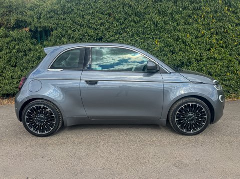 Fiat 500e 42kWh La Prima Hatchback 3dr Electric Auto (118 ps) 27