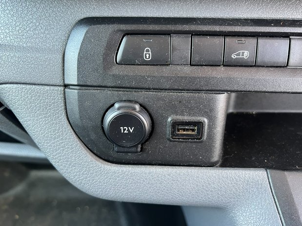 Vauxhall Vivaro SWB L1H1 2700 Sportive Air Con Sensors Cruise EURO 6 31