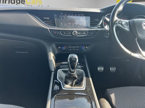 Vauxhall Insignia 1.5i Turbo GPF SRi Nav Grand Sport Euro 6 (s/s) 5dr 33