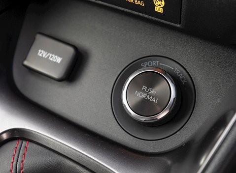 Toyota GR Yaris Circuit Pack 21