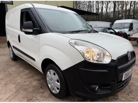 Vauxhall Combo 1.3 CDTi 2000 16v FWD L1 H1 3dr 4